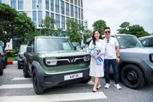 VF3 trang bị nhiều tiện ích như hệ thống giải trí hiện đại