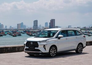 Toyota Veloz Cross – với động cơ tiết kiệm nhiên liệu